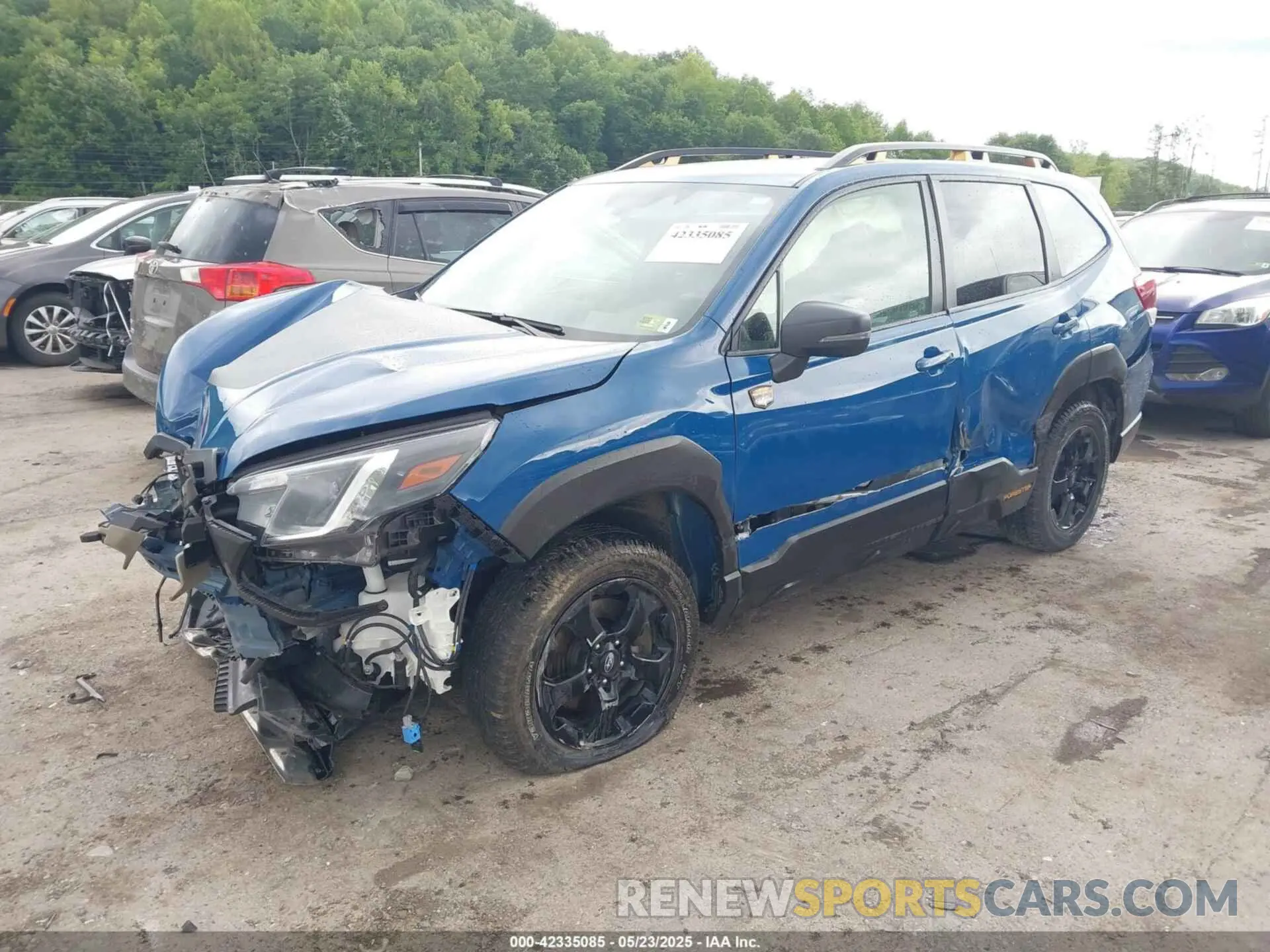 2 fotografías del automóvil dañado JF2SKAJCXRH457075 SUBARU FORESTER 2024