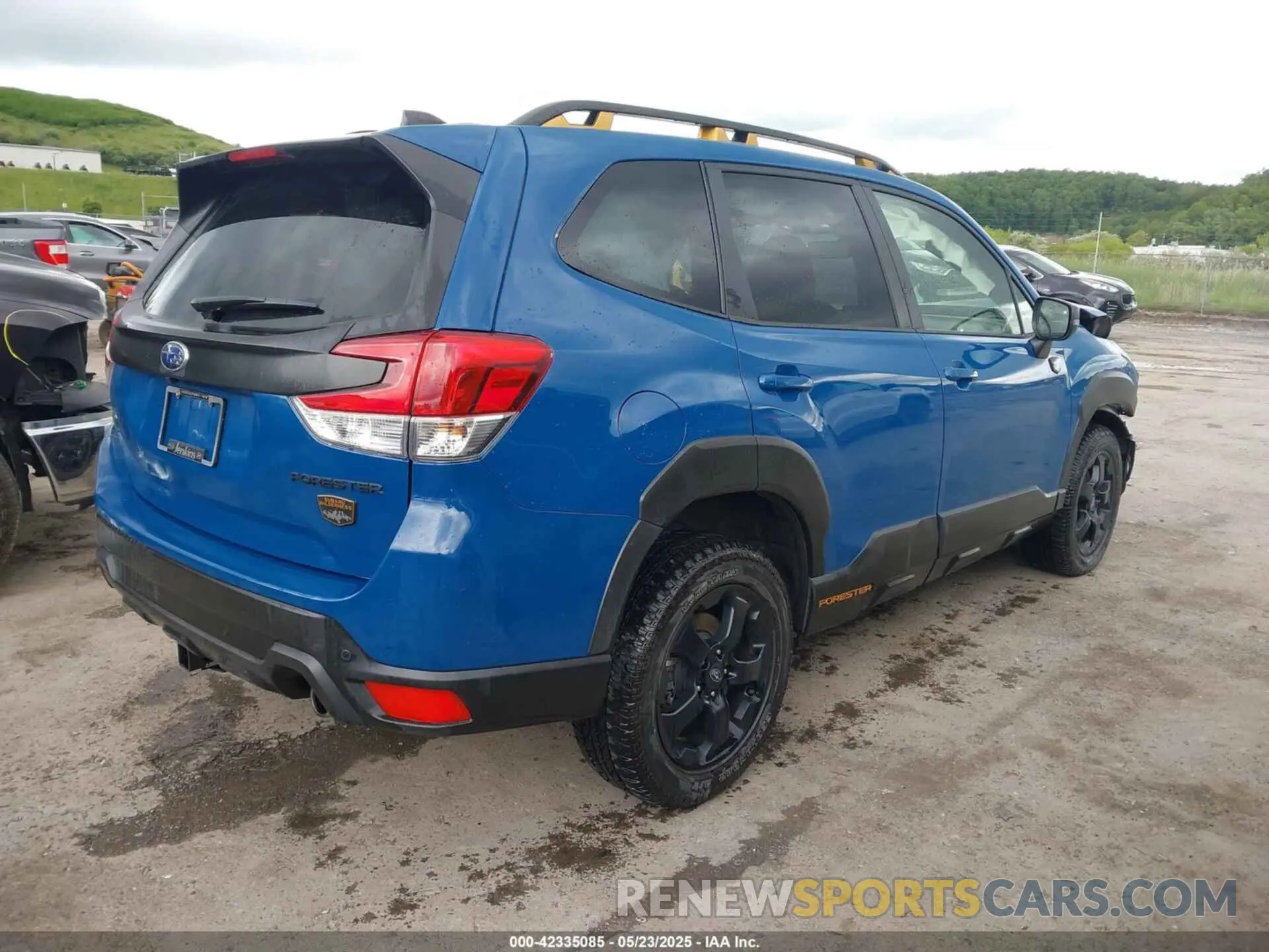 4 fotografías del automóvil dañado JF2SKAJCXRH457075 SUBARU FORESTER 2024