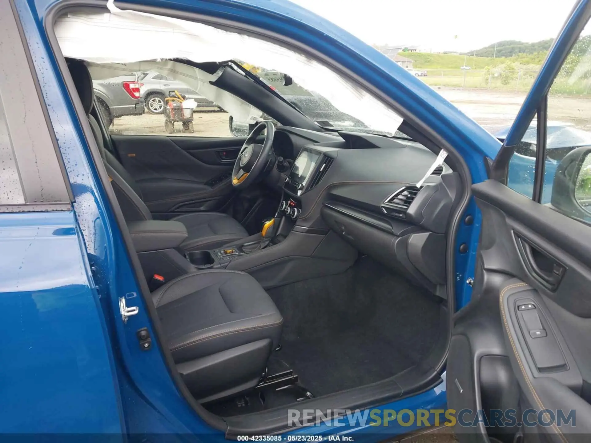 5 fotografías del automóvil dañado JF2SKAJCXRH457075 SUBARU FORESTER 2024