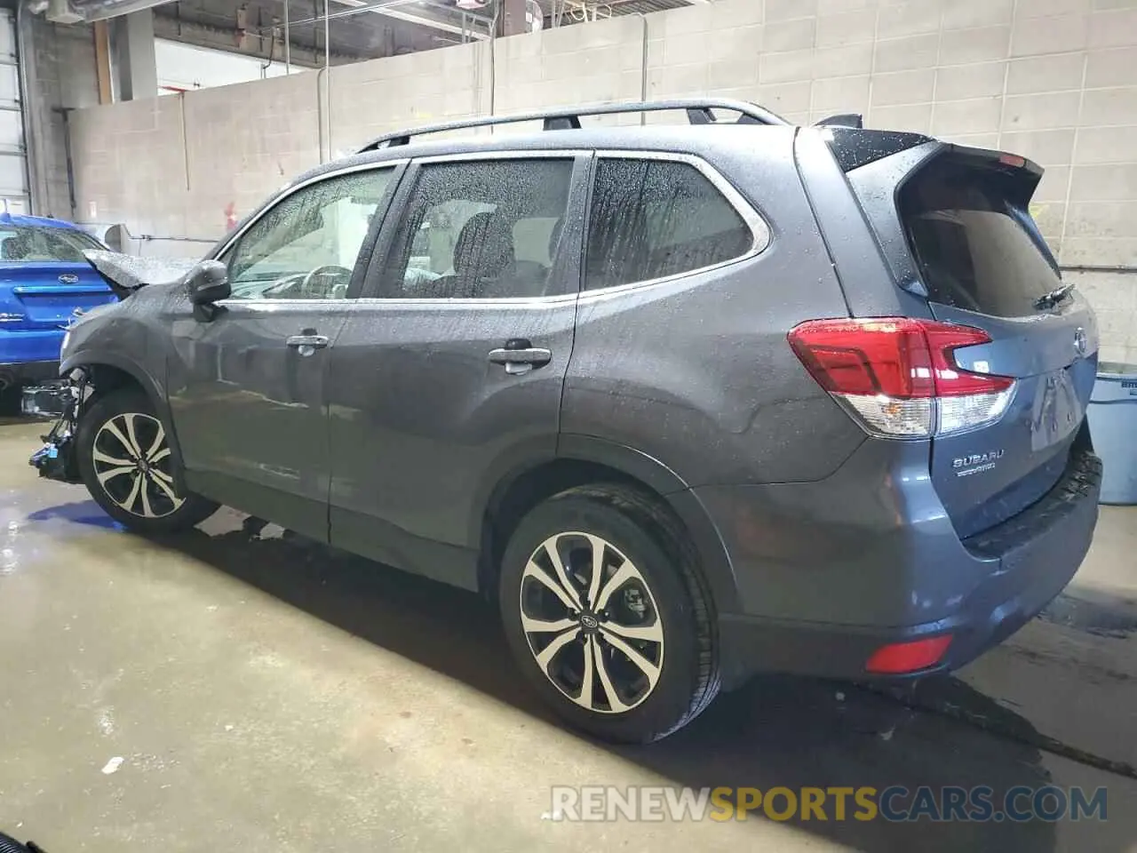 2 fotografías del automóvil dañado JF2SKAKC0RH447993 SUBARU FORESTER 2024