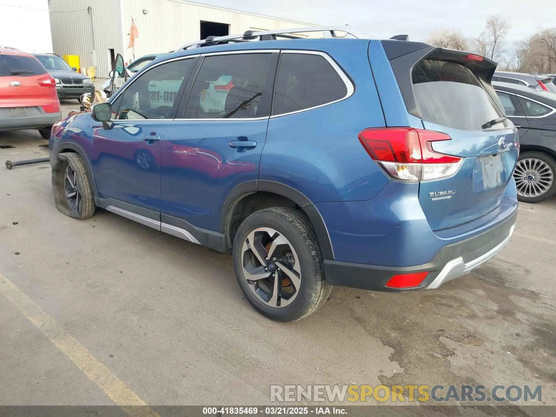 3 fotografías del automóvil dañado JF2SKAMC3RH500683 SUBARU FORESTER 2024