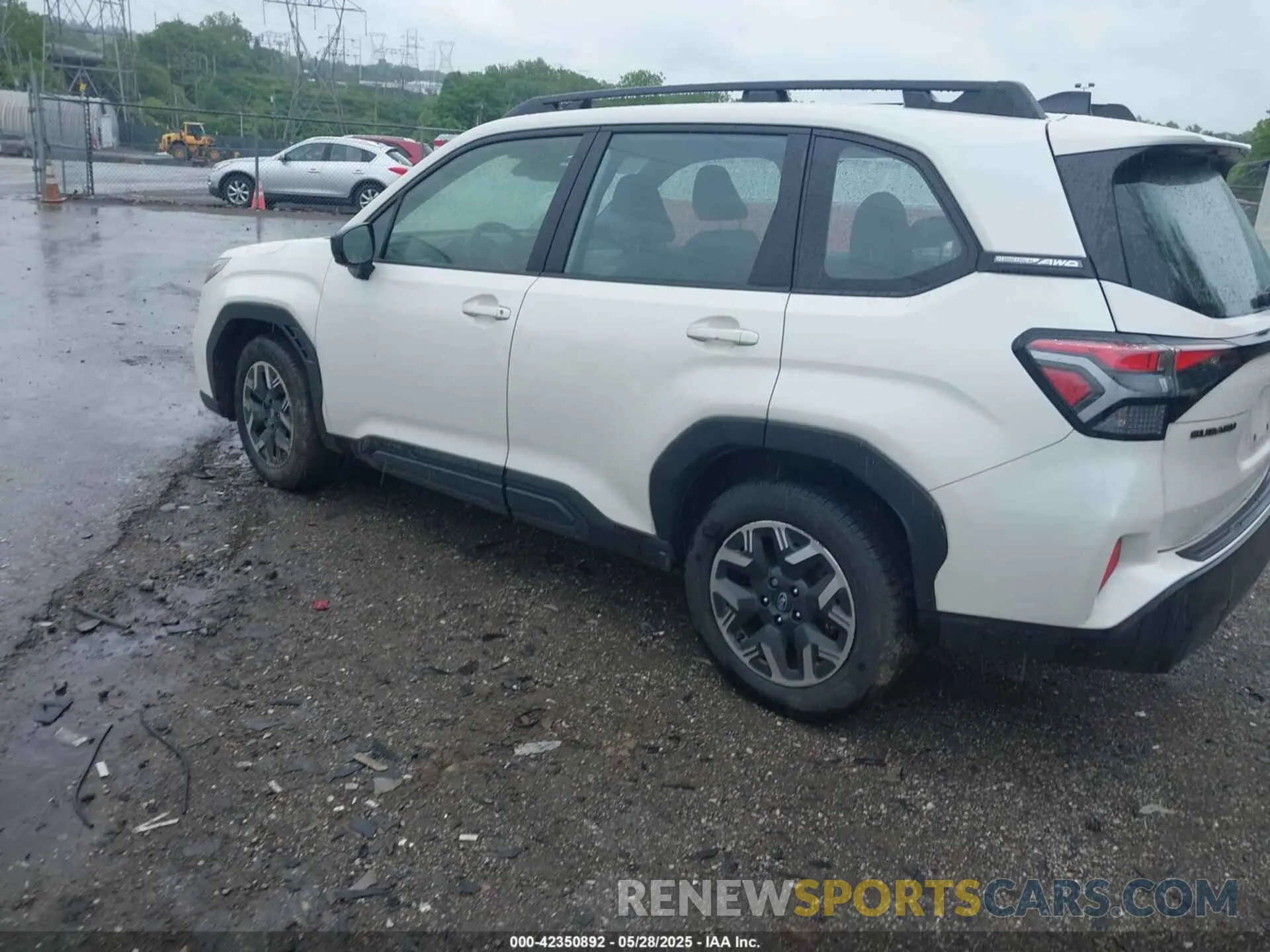 3 fotografías del automóvil dañado JF2SLDAC0SH407161 SUBARU FORESTER 2025