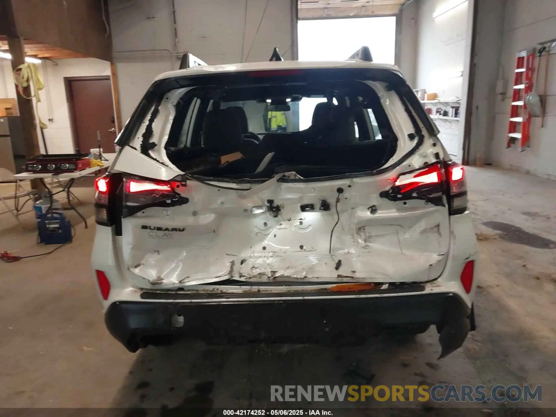 16 fotografías del automóvil dañado JF2SLDAC7SH453392 SUBARU FORESTER 2025