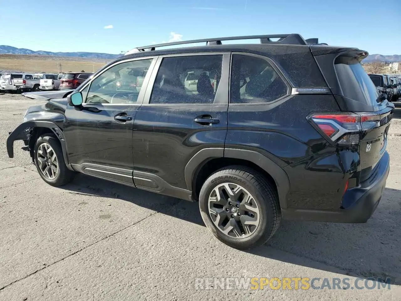 2 fotografías del automóvil dañado JF2SLDBC1SH451636 SUBARU FORESTER 2025