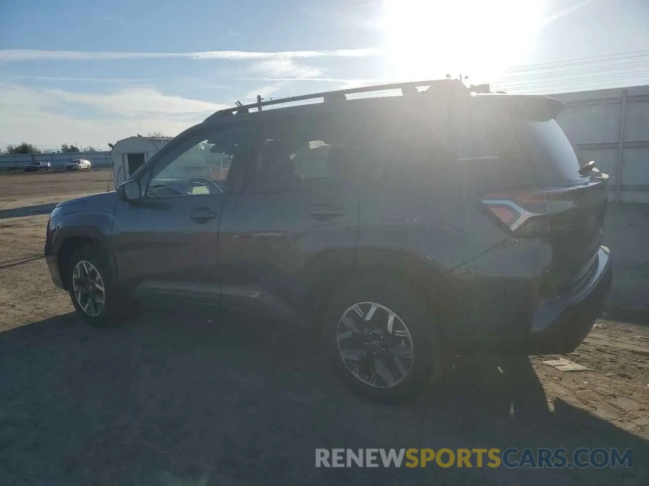 2 fotografías del automóvil dañado JF2SLDBC6SH543504 SUBARU FORESTER 2025