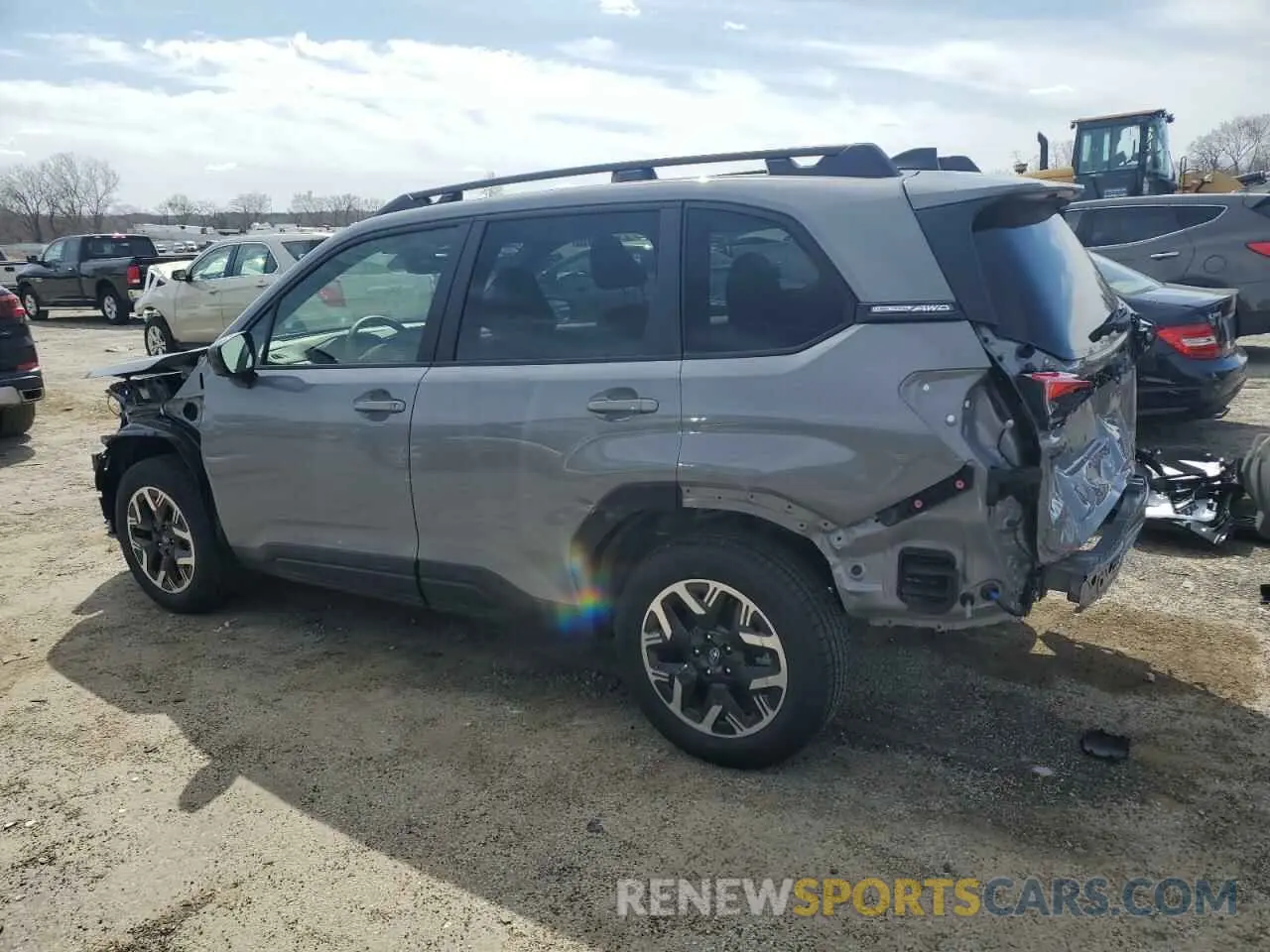 2 fotografías del automóvil dañado JF2SLDBC8SH409027 SUBARU FORESTER 2025