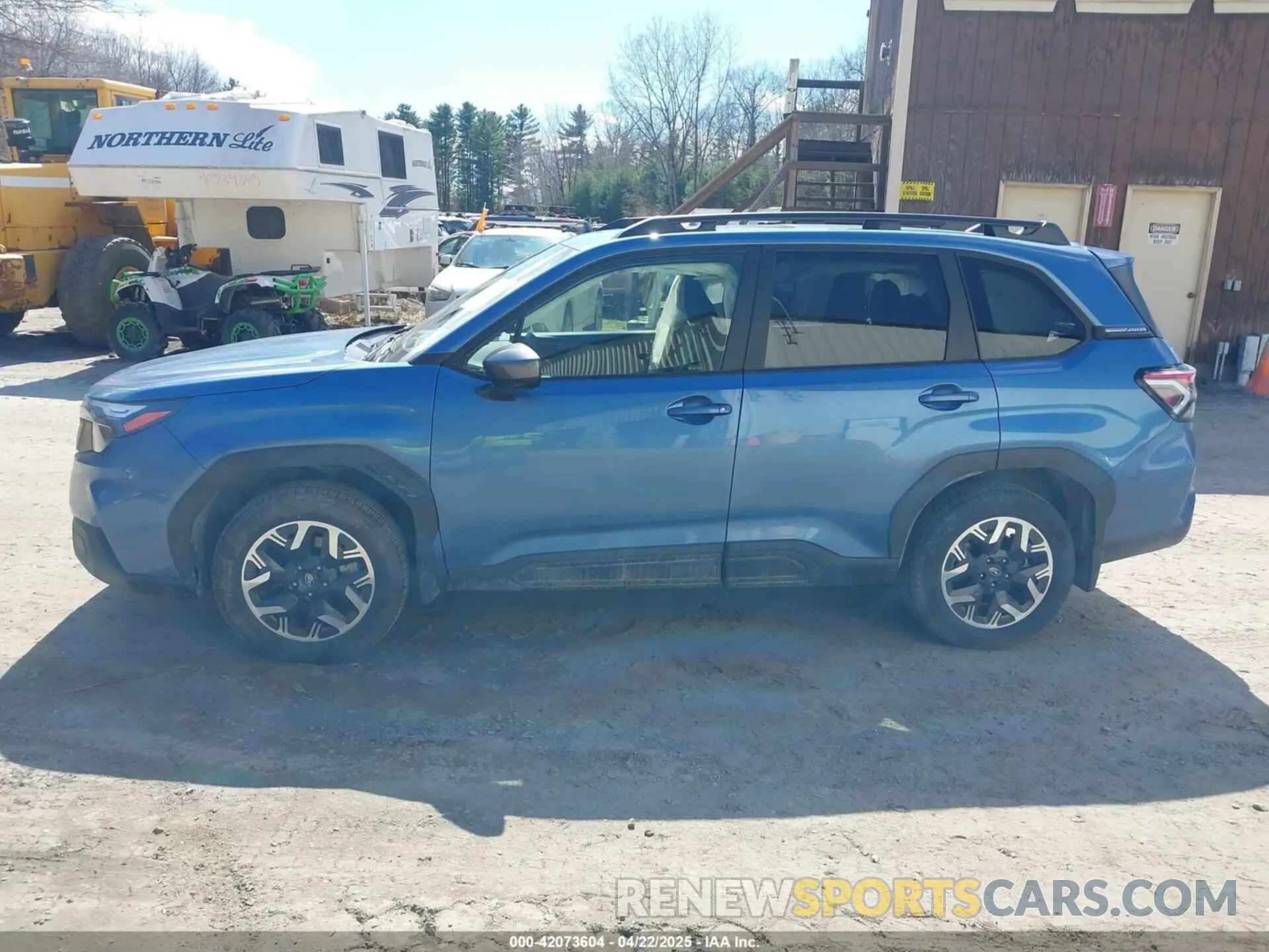 14 fotografías del automóvil dañado JF2SLDBC8SH429536 SUBARU FORESTER 2025