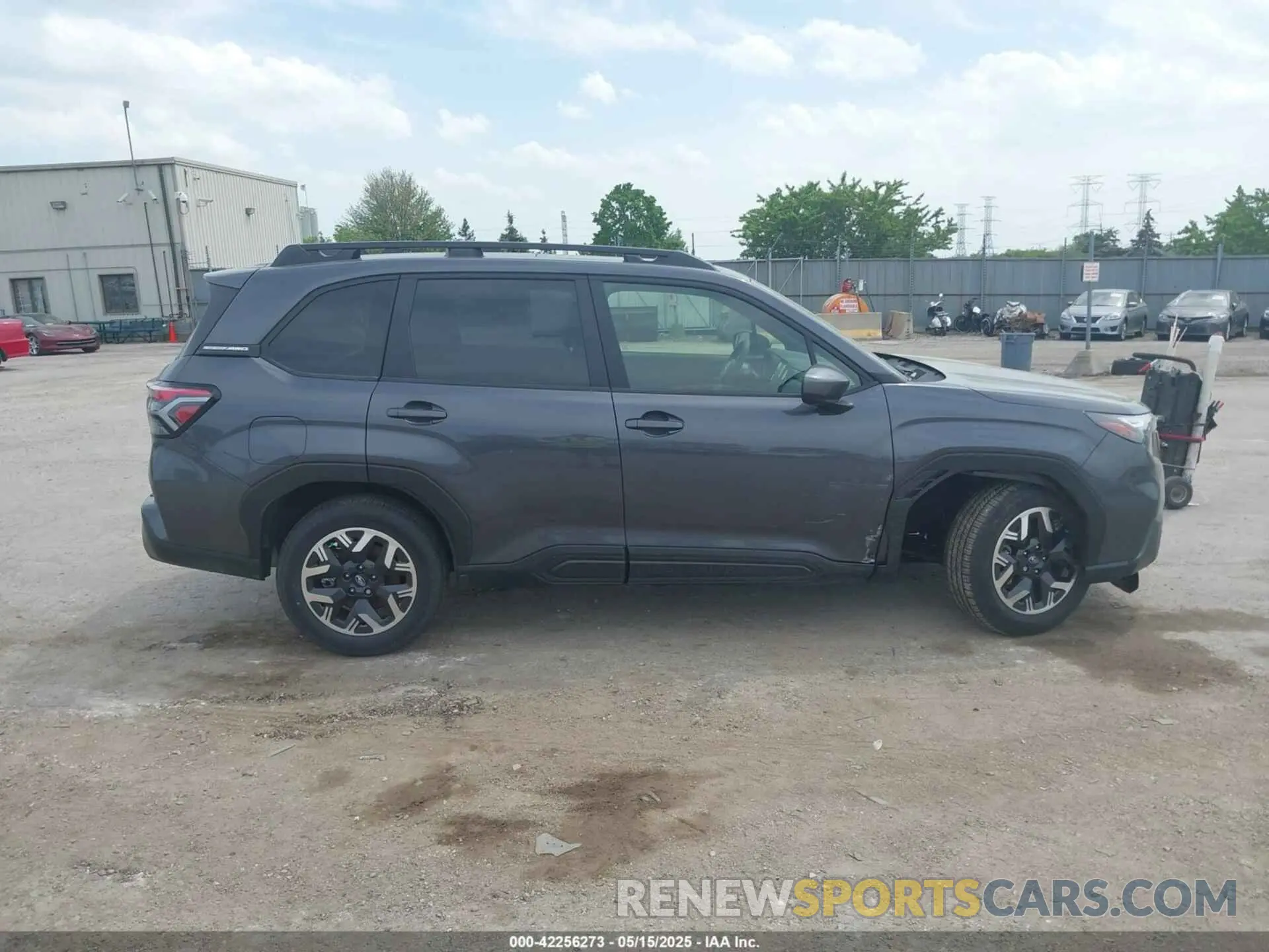 13 fotografías del automóvil dañado JF2SLDDC4SH451241 SUBARU FORESTER 2025