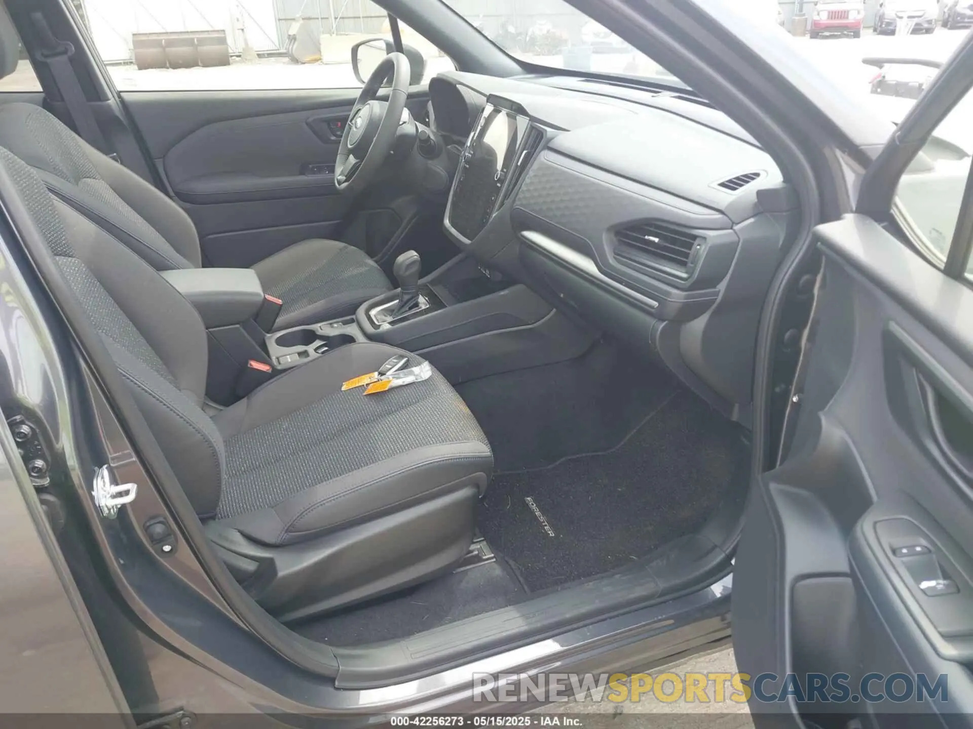 5 fotografías del automóvil dañado JF2SLDDC4SH451241 SUBARU FORESTER 2025