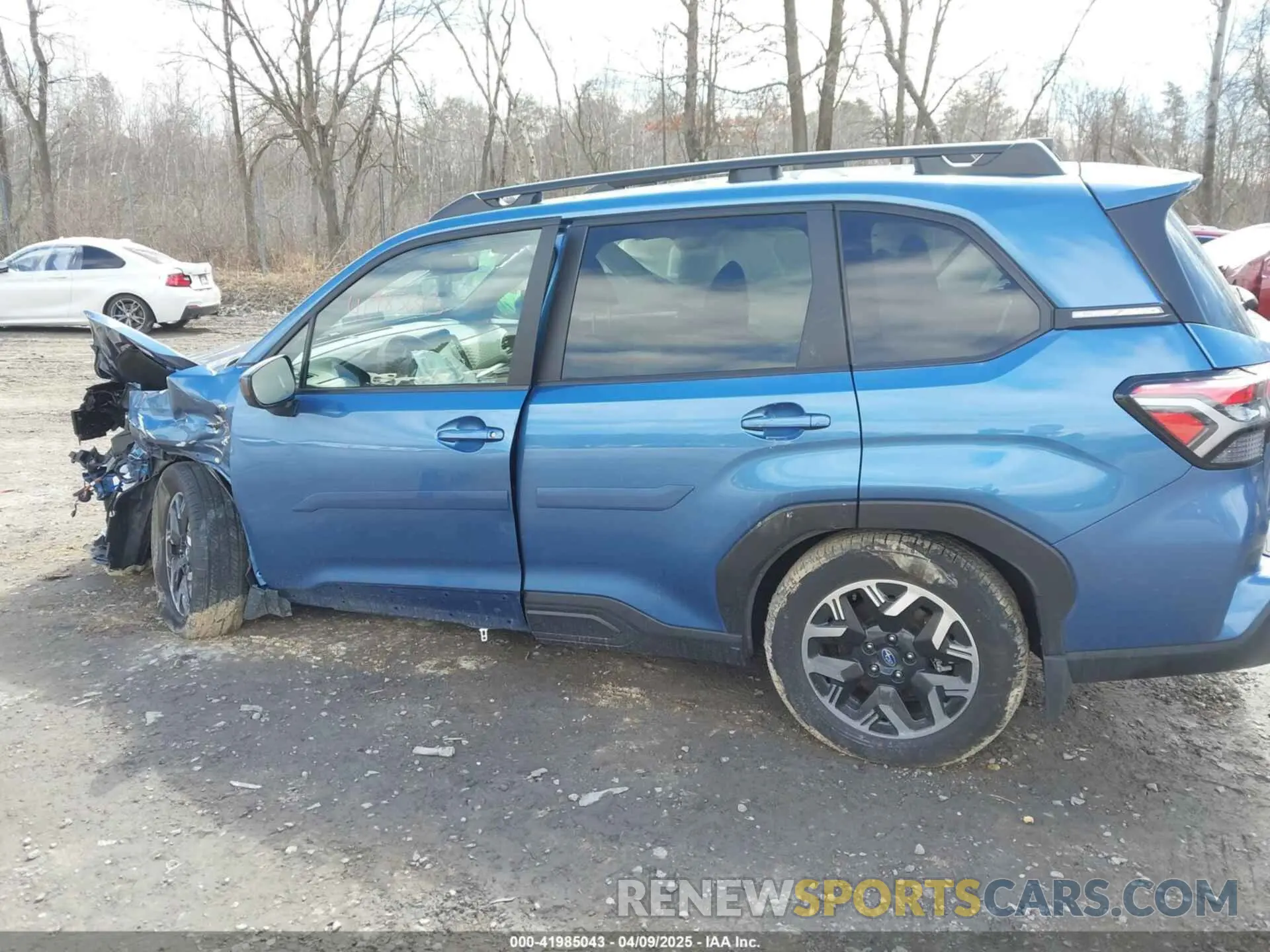 14 fotografías del automóvil dañado JF2SLDDC7SH509018 SUBARU FORESTER 2025