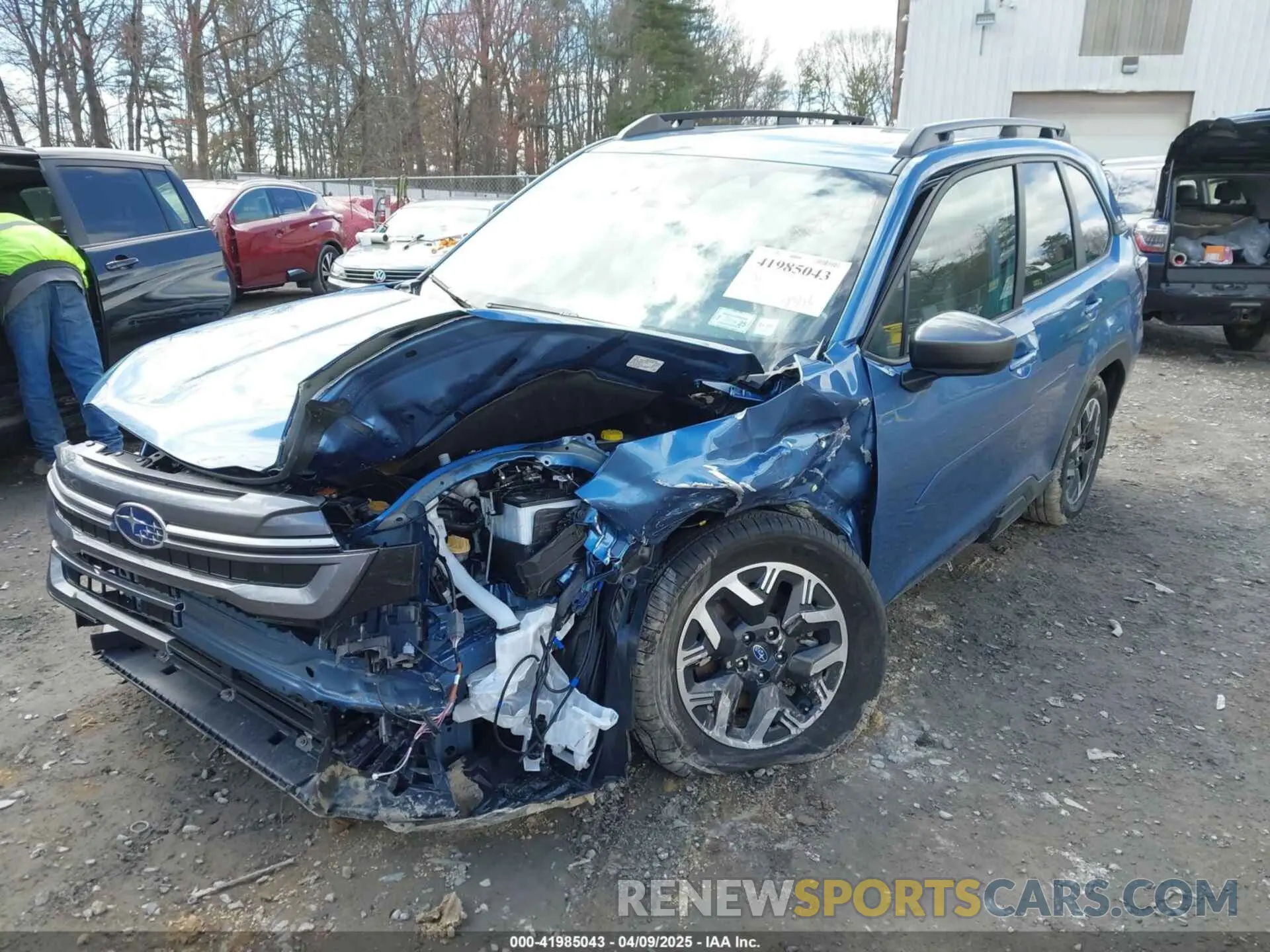 2 fotografías del automóvil dañado JF2SLDDC7SH509018 SUBARU FORESTER 2025