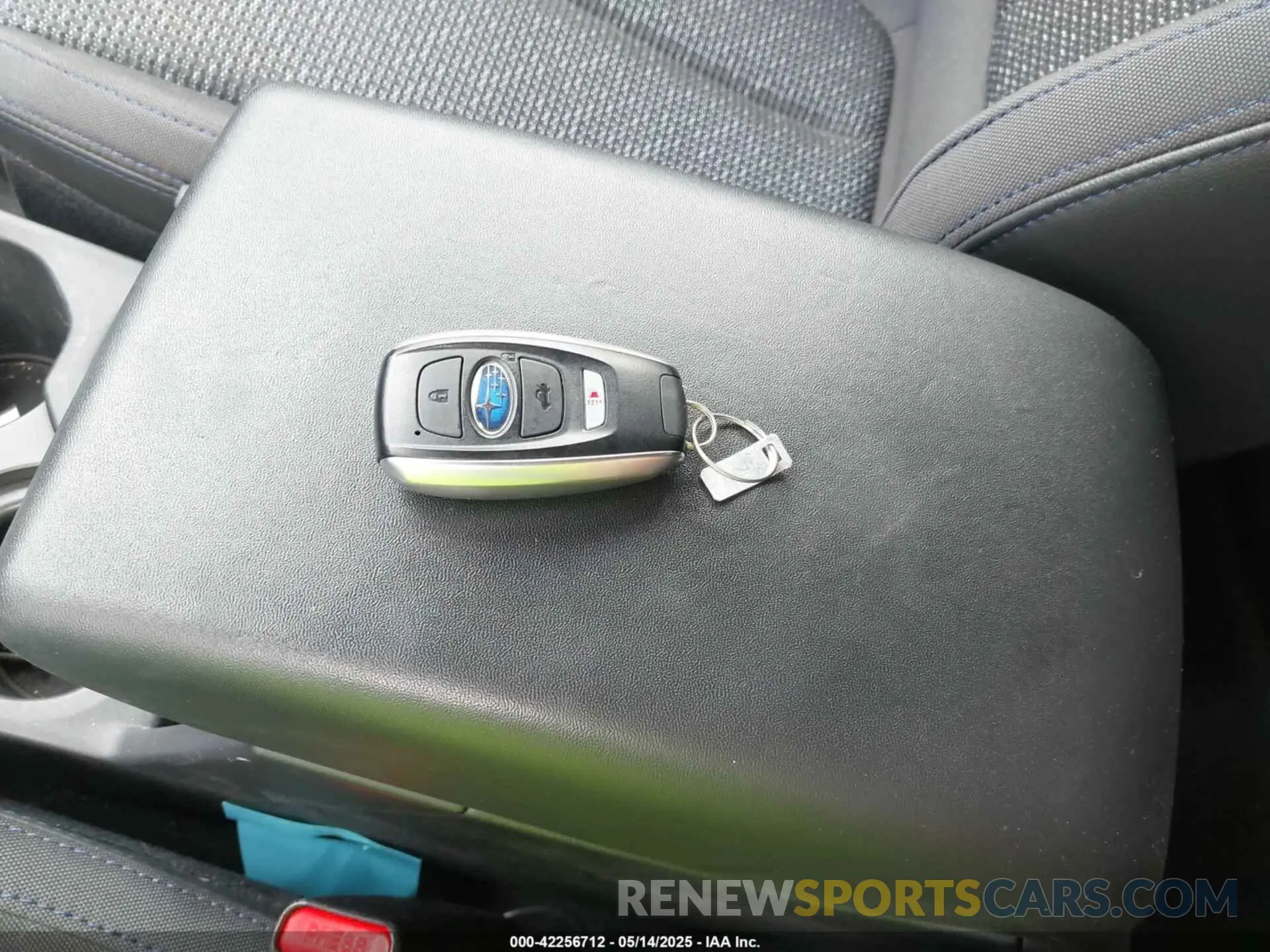 11 fotografías del automóvil dañado JF2SLDDC8SH412409 SUBARU FORESTER 2025