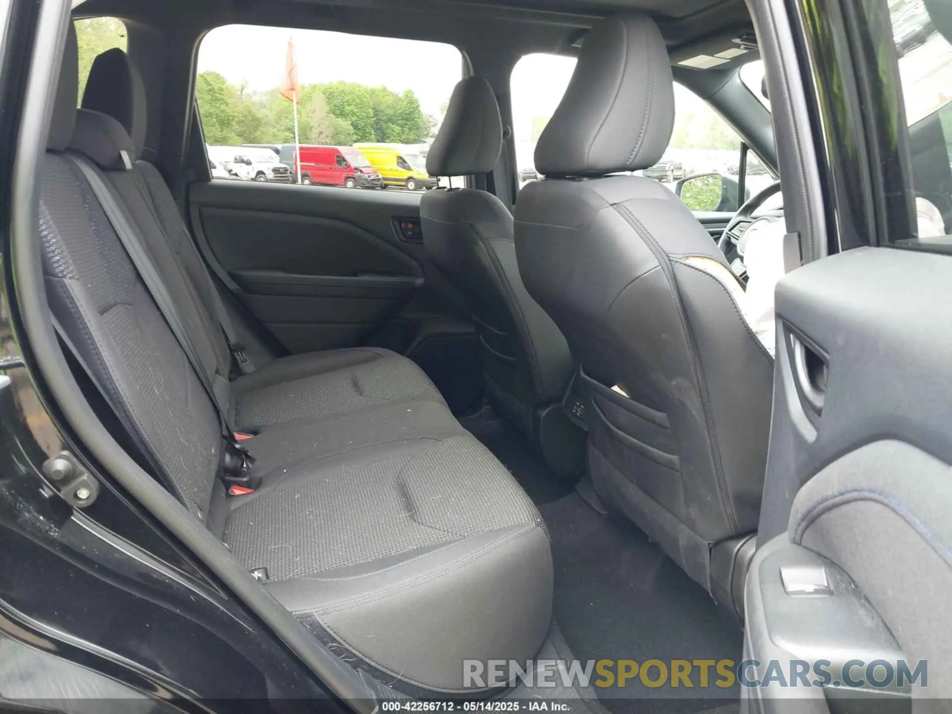 8 fotografías del automóvil dañado JF2SLDDC8SH412409 SUBARU FORESTER 2025