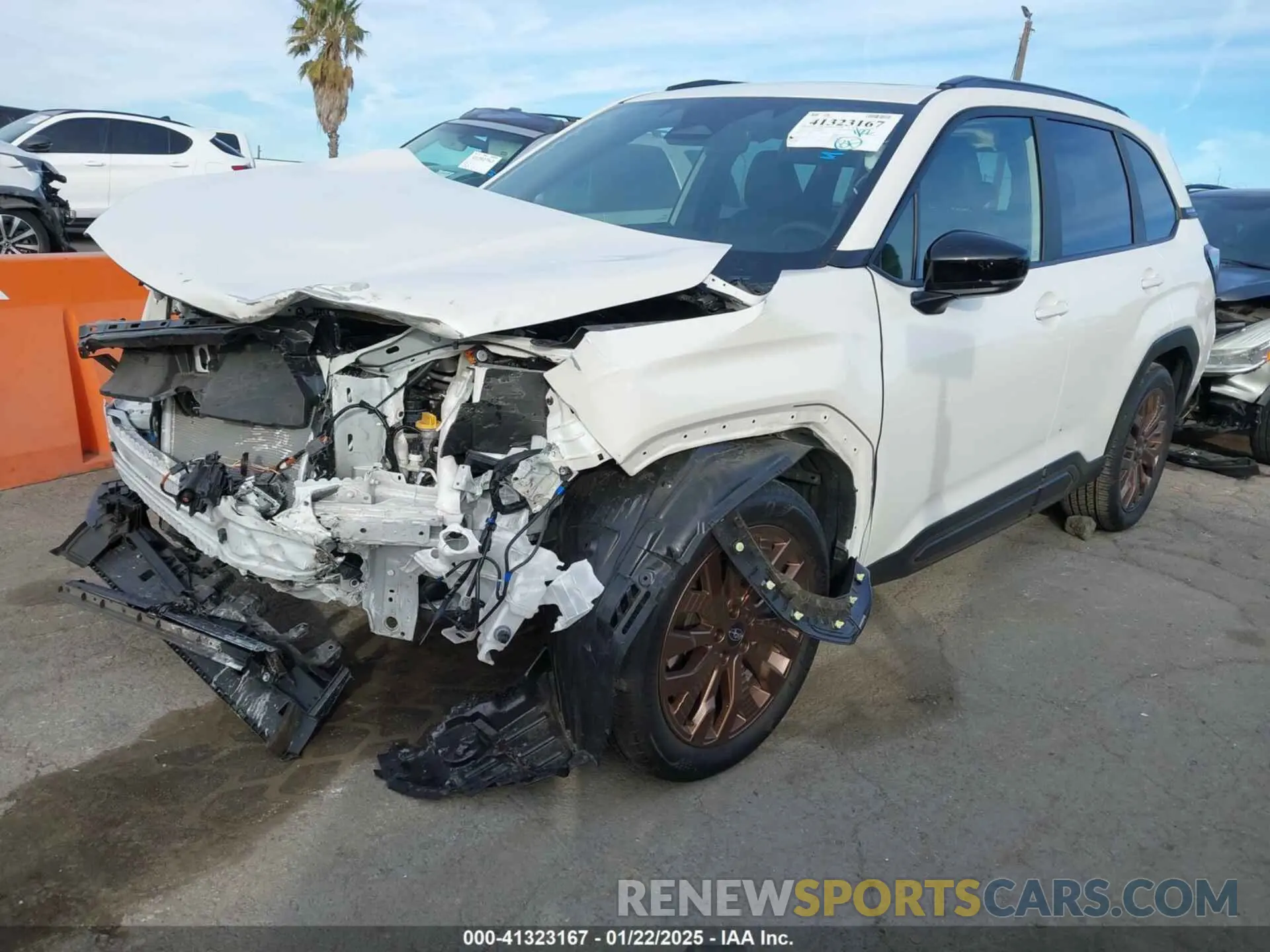2 fotografías del automóvil dañado JF2SLDFC1SH439514 SUBARU FORESTER 2025