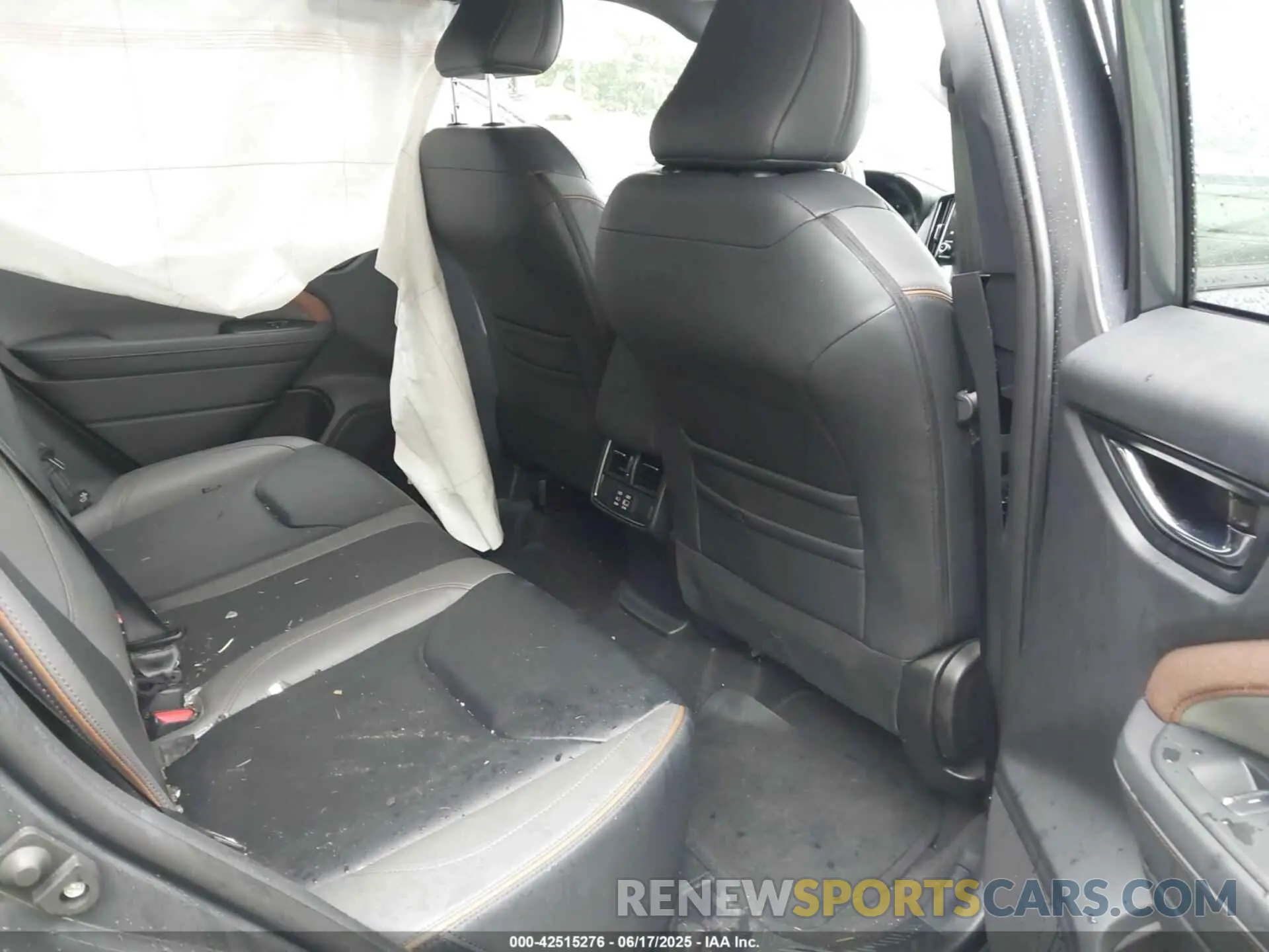 8 fotografías del automóvil dañado JF2SLDHC3SH449362 SUBARU FORESTER 2025
