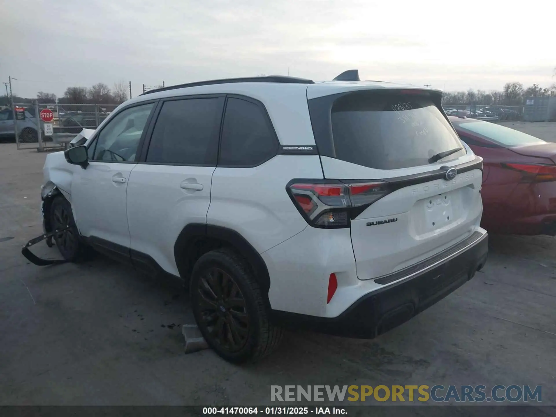 14 fotografías del automóvil dañado JF2SLDHCXSH490636 SUBARU FORESTER 2025