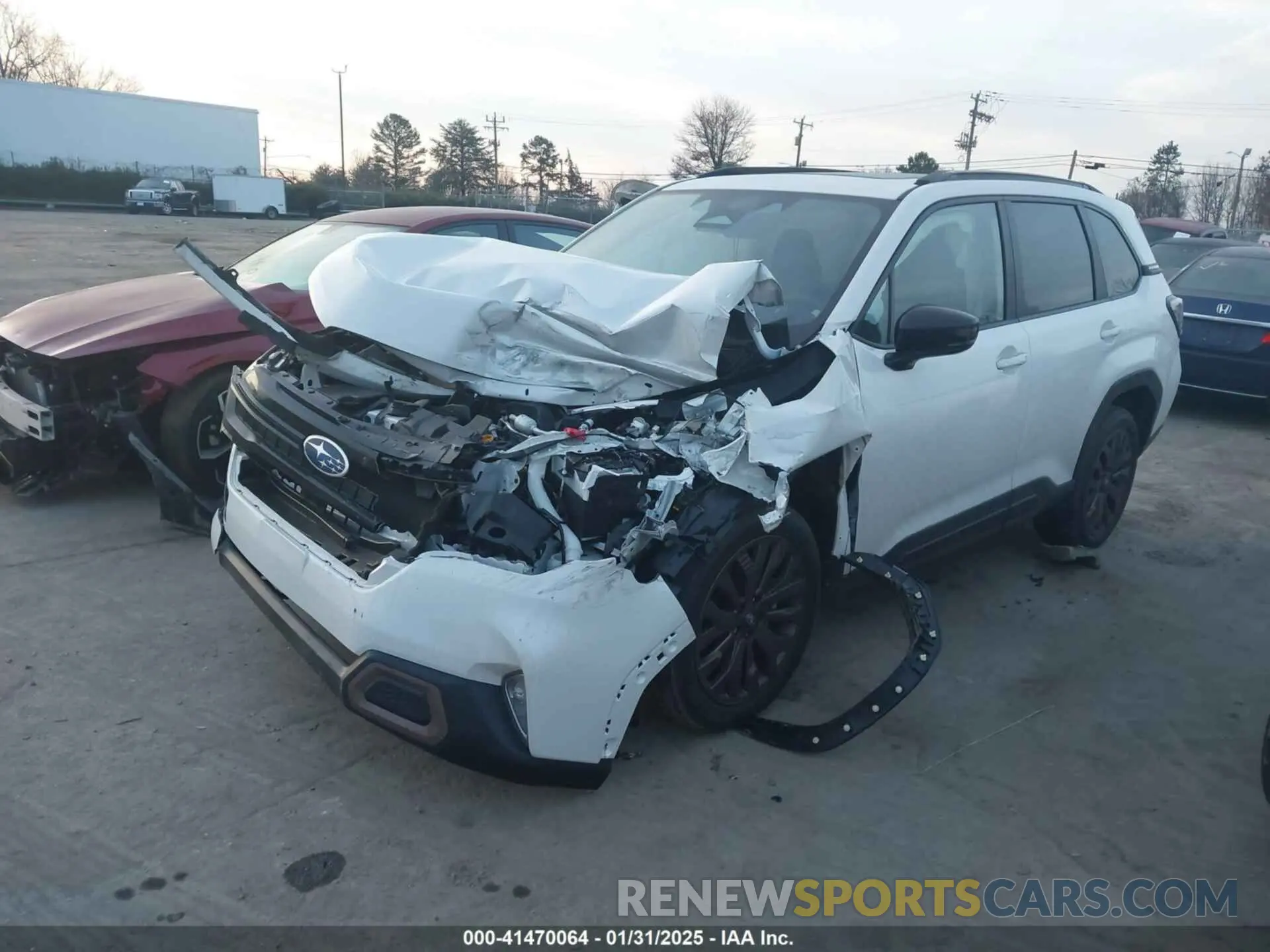 2 fotografías del automóvil dañado JF2SLDHCXSH490636 SUBARU FORESTER 2025