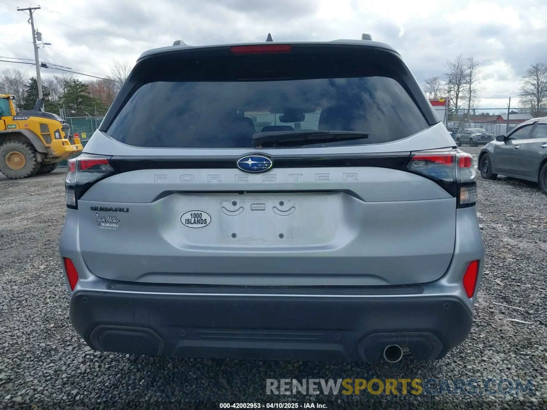 17 fotografías del automóvil dañado JF2SLDRC4SH416319 SUBARU FORESTER 2025
