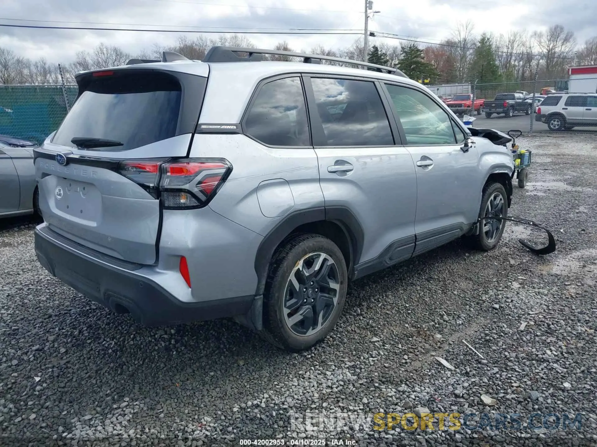 4 fotografías del automóvil dañado JF2SLDRC4SH416319 SUBARU FORESTER 2025