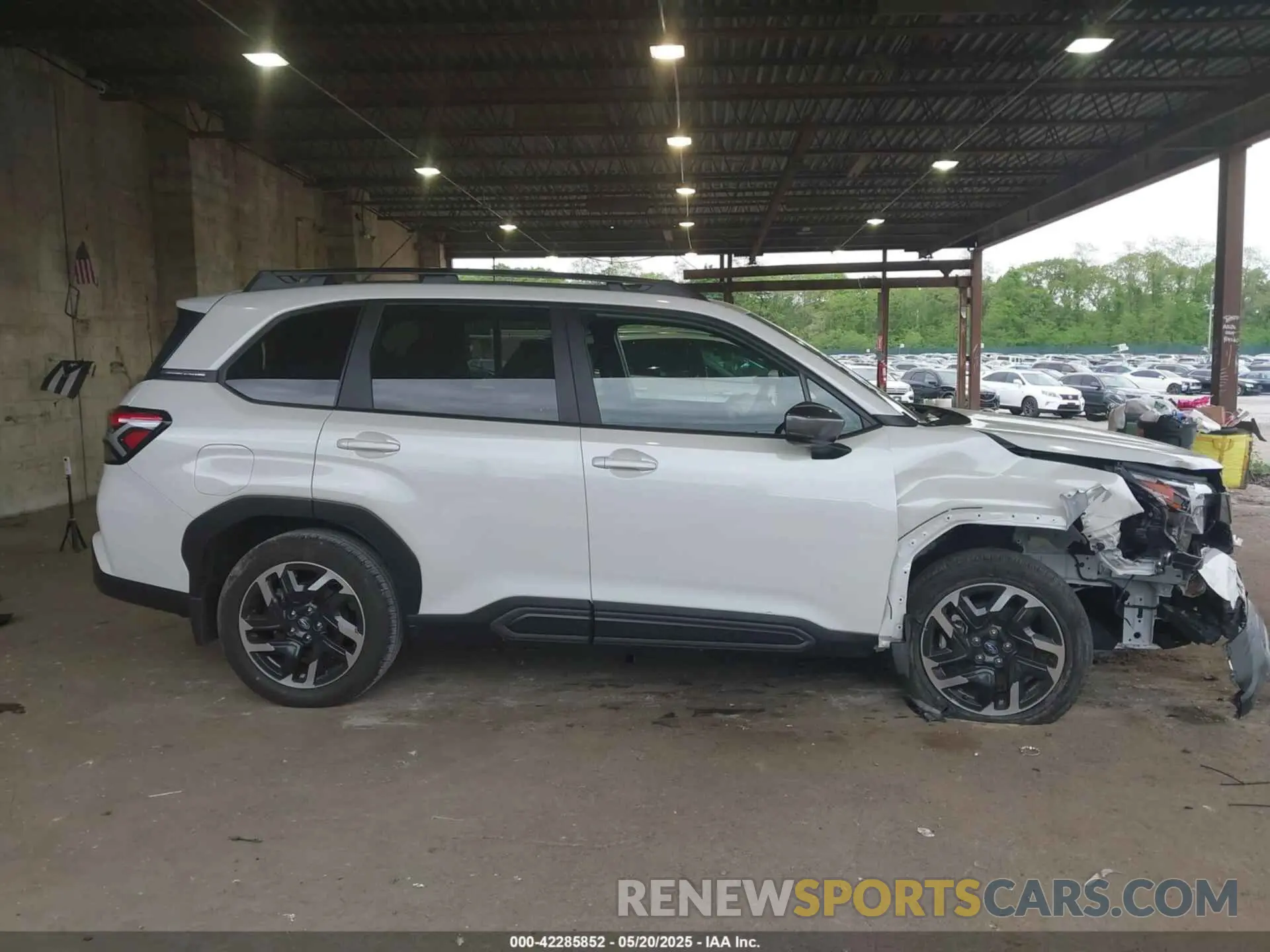 13 fotografías del automóvil dañado JF2SLDRC5SH542155 SUBARU FORESTER 2025