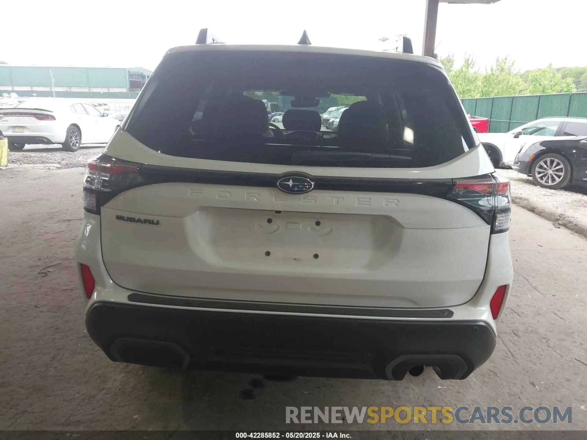 16 fotografías del automóvil dañado JF2SLDRC5SH542155 SUBARU FORESTER 2025
