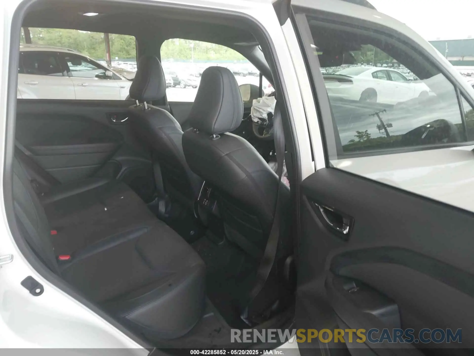 8 fotografías del automóvil dañado JF2SLDRC5SH542155 SUBARU FORESTER 2025
