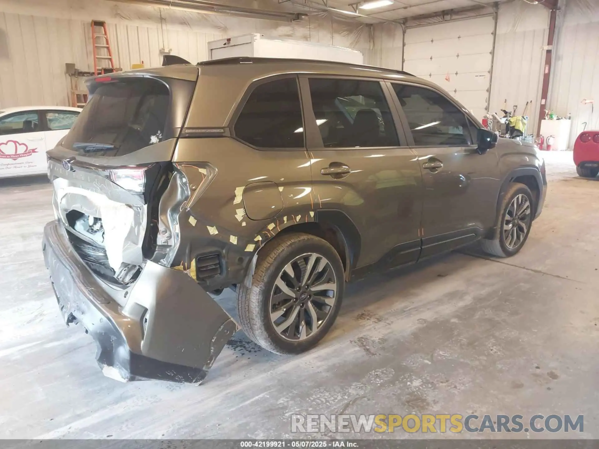 4 fotografías del automóvil dañado JF2SLDTC2SH457332 SUBARU FORESTER 2025