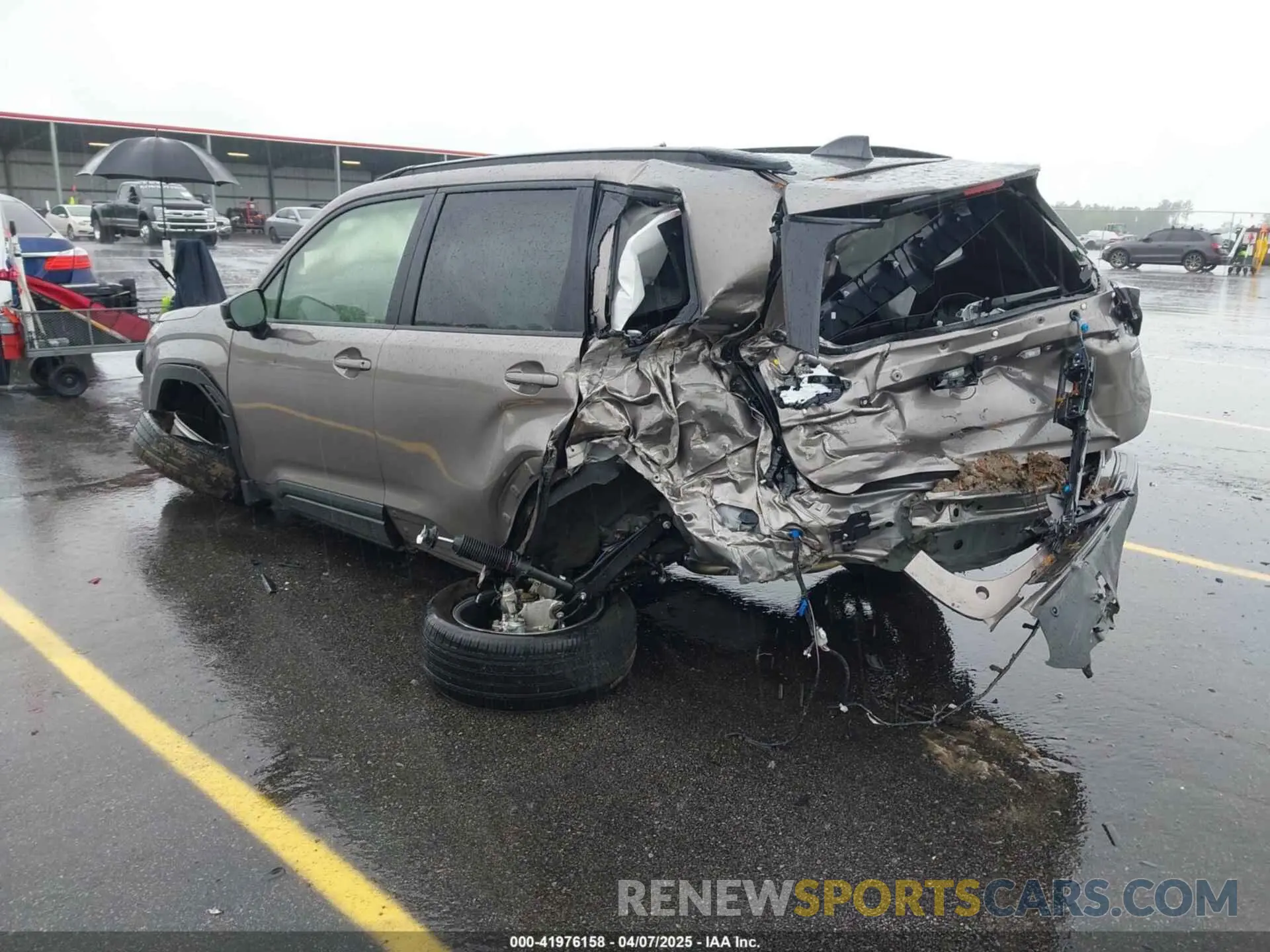 3 fotografías del automóvil dañado JF2SLDTCXSH420190 SUBARU FORESTER 2025