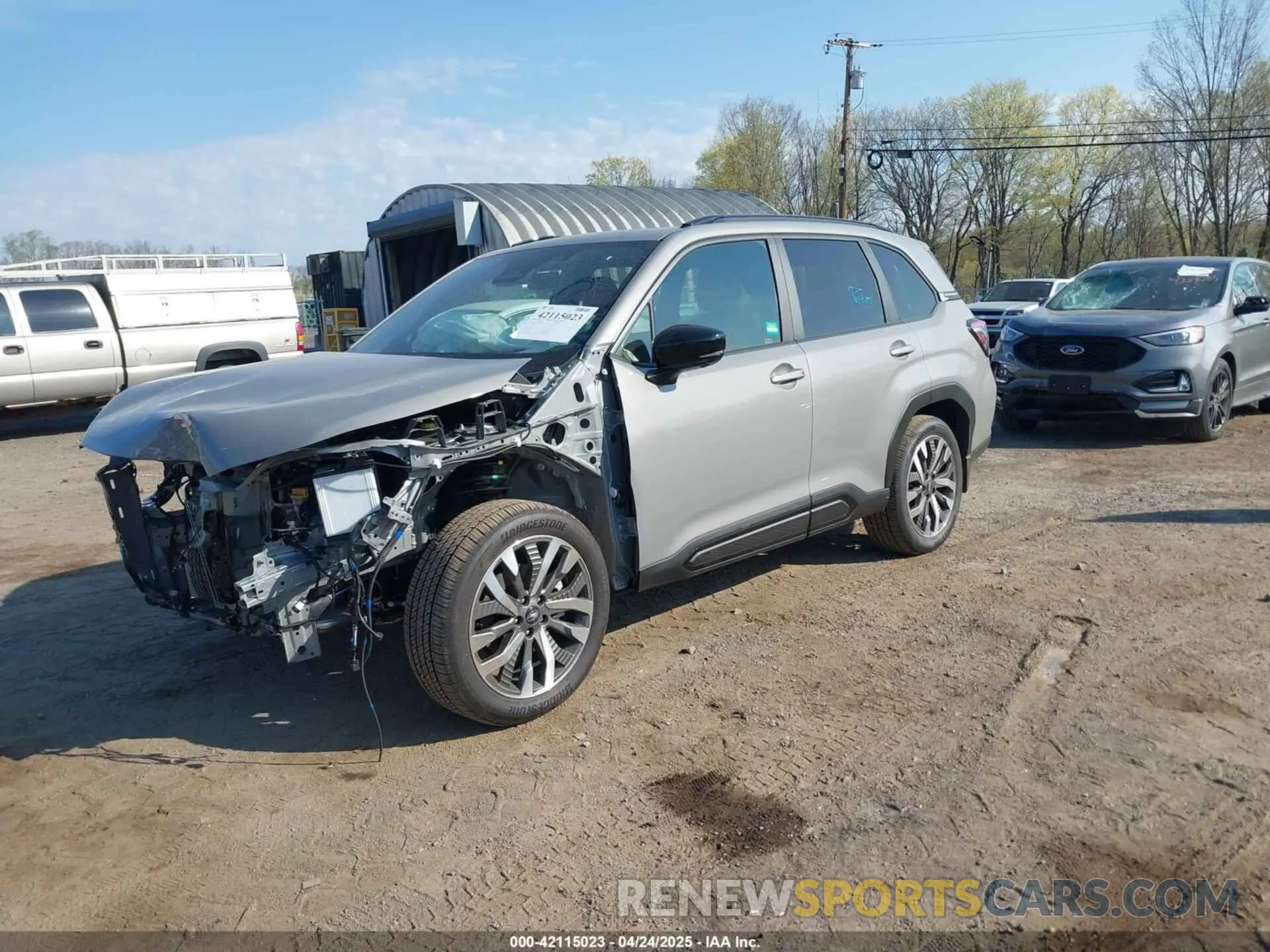 2 fotografías del automóvil dañado JF2SLDTCXSH472743 SUBARU FORESTER 2025