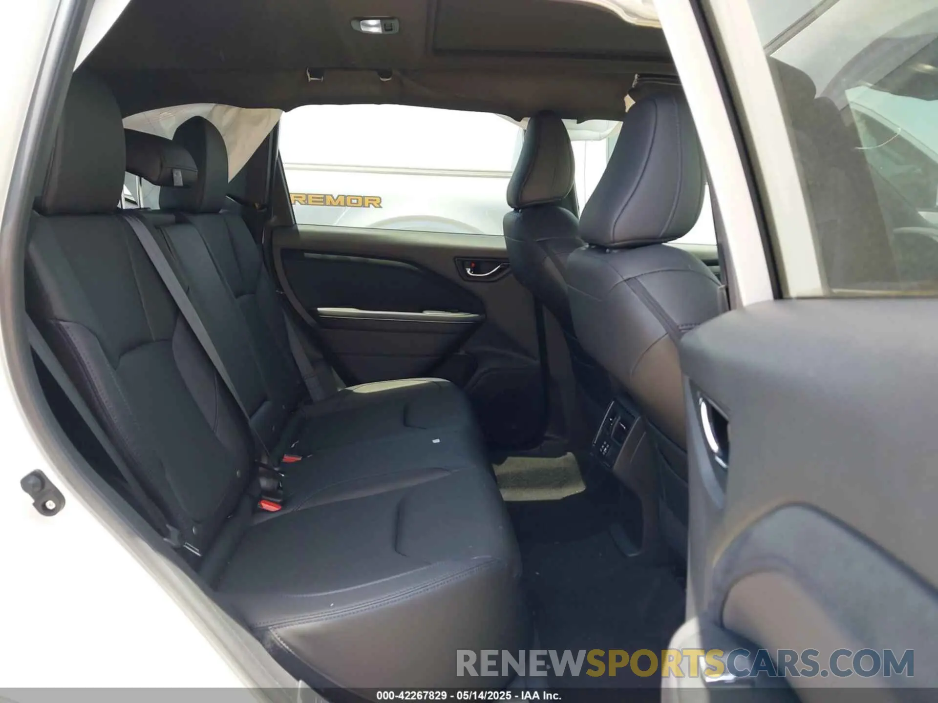 8 fotografías del automóvil dañado JF2SLSRD6SH405142 SUBARU FORESTER 2025