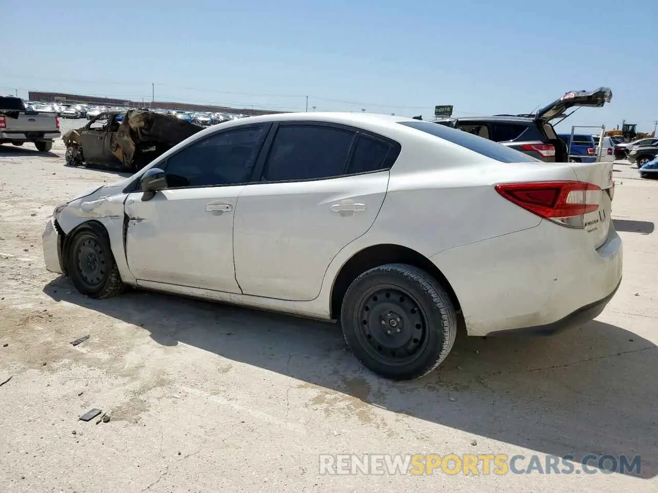 2 fotografías del automóvil dañado 4S3GKAA64K3621891 SUBARU IMPREZA 2019