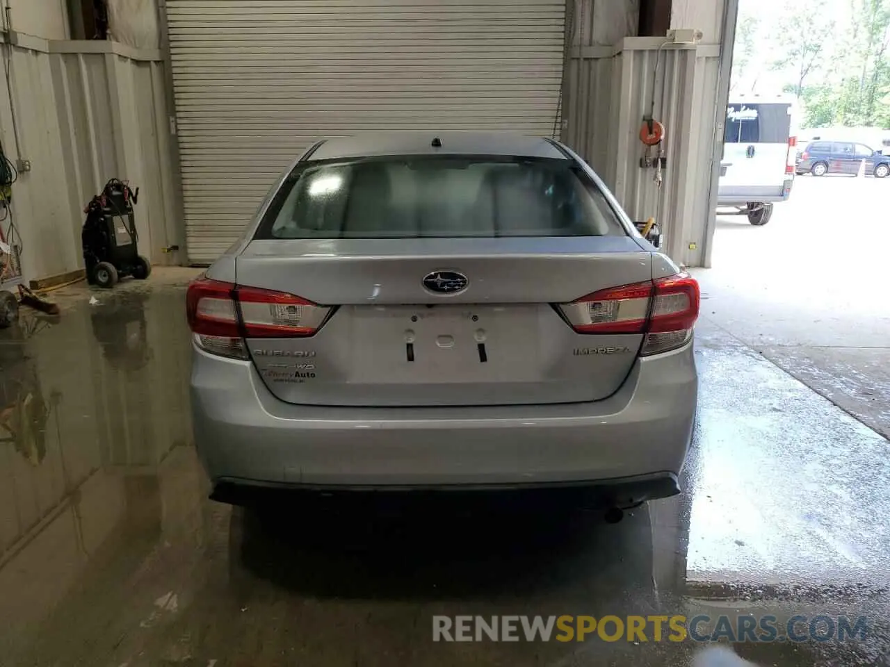 6 fotografías del automóvil dañado 4S3GKAA64K3624189 SUBARU IMPREZA 2019