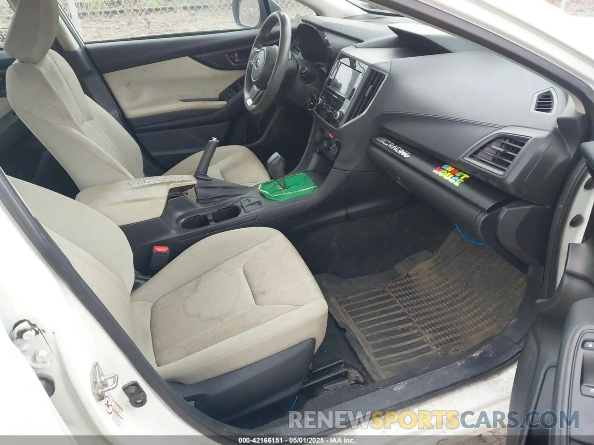 5 fotografías del automóvil dañado 4S3GKAA65K3617297 SUBARU IMPREZA 2019