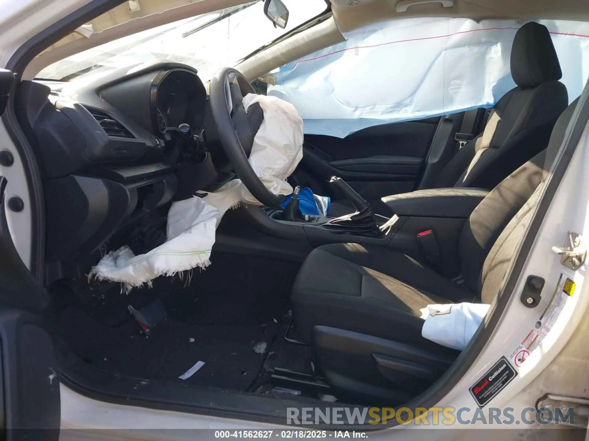 5 fotografías del automóvil dañado 4S3GKAA68K1627561 SUBARU IMPREZA 2019