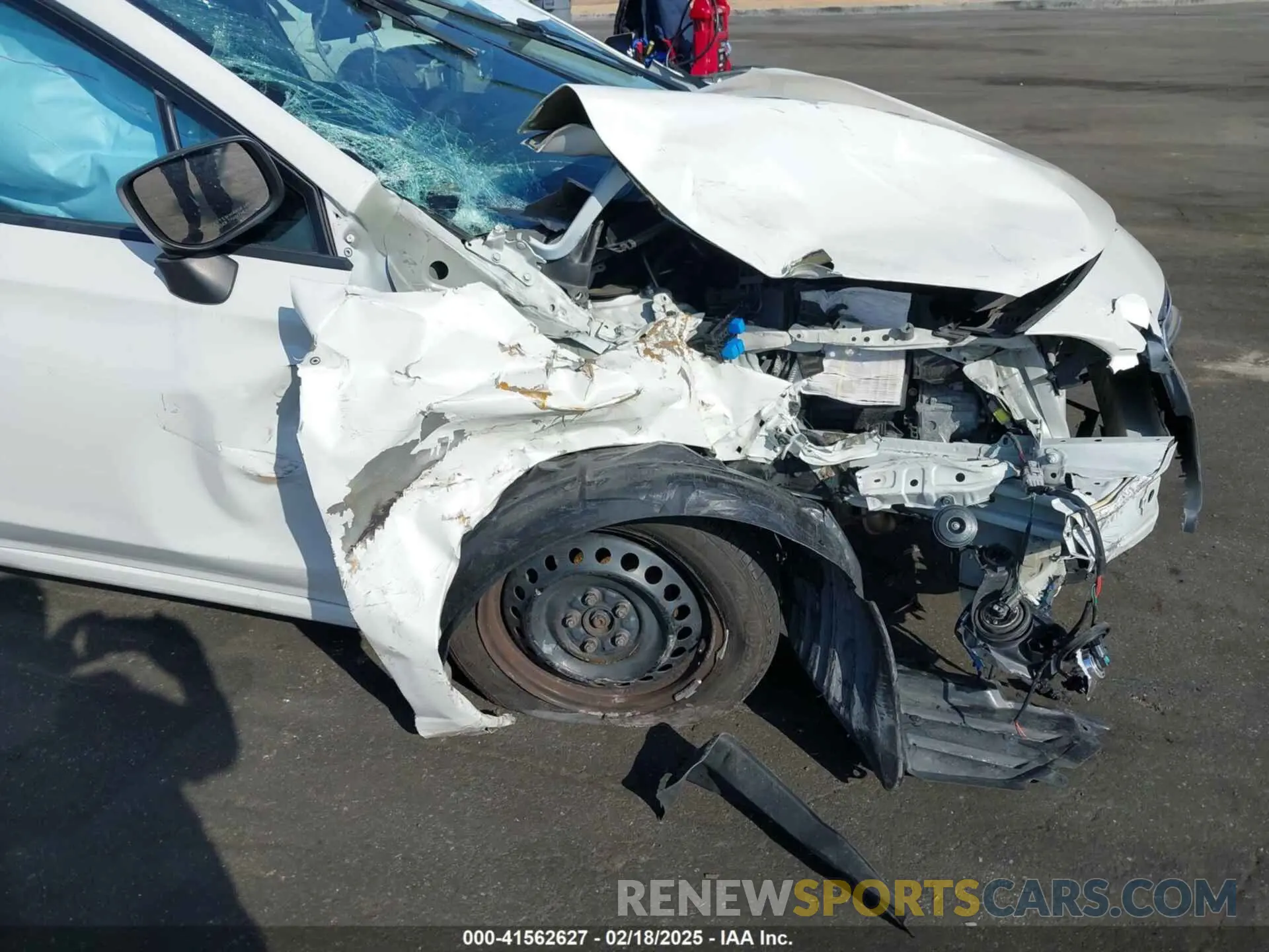 6 fotografías del automóvil dañado 4S3GKAA68K1627561 SUBARU IMPREZA 2019
