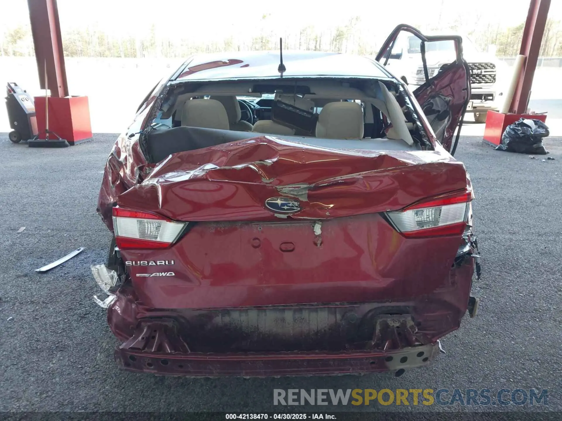 16 fotografías del automóvil dañado 4S3GKAA68K3620310 SUBARU IMPREZA 2019