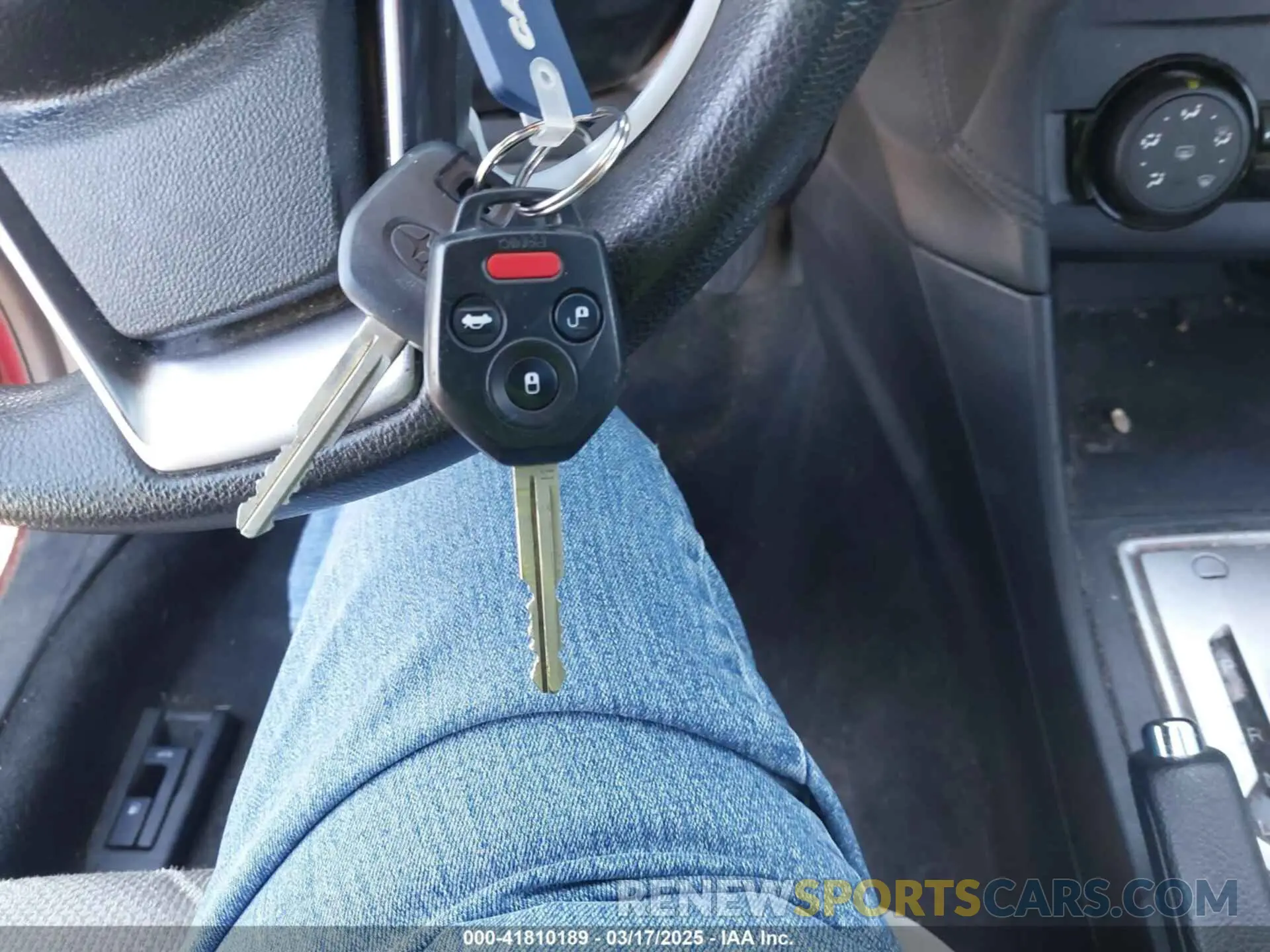 11 fotografías del automóvil dañado 4S3GKAA69K3613995 SUBARU IMPREZA 2019