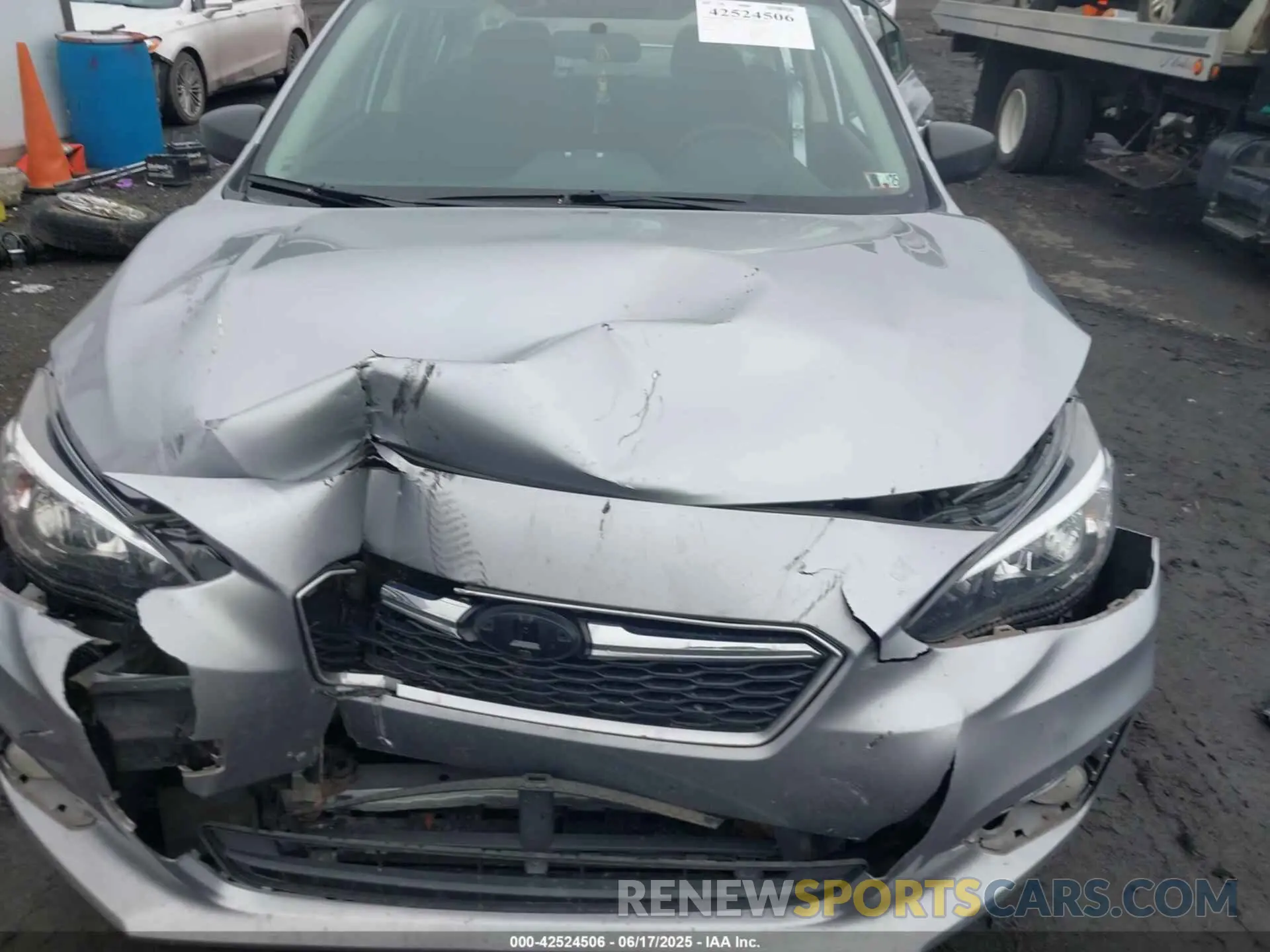 6 fotografías del automóvil dañado 4S3GKAA6XK1613838 SUBARU IMPREZA 2019