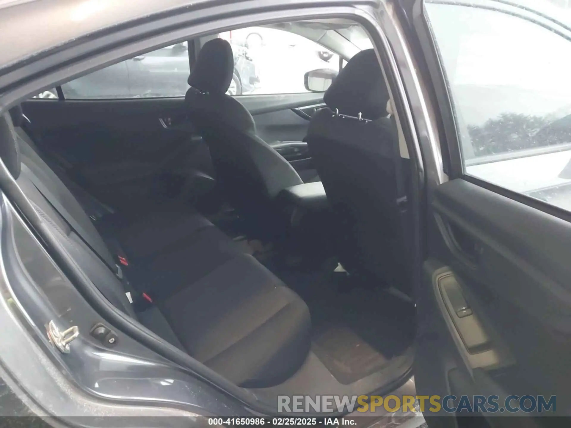 8 fotografías del automóvil dañado 4S3GKAC60K3624266 SUBARU IMPREZA 2019