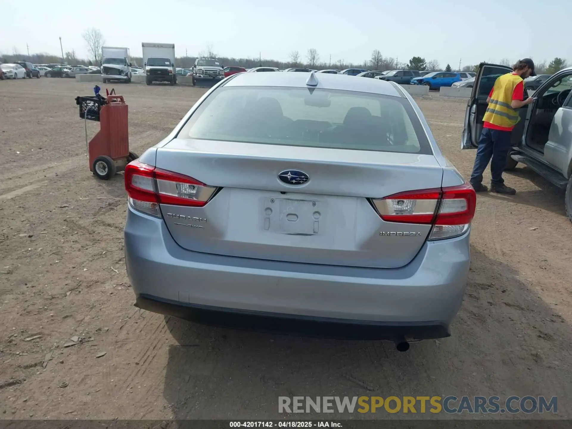 16 fotografías del automóvil dañado 4S3GKAC67K3625270 SUBARU IMPREZA 2019