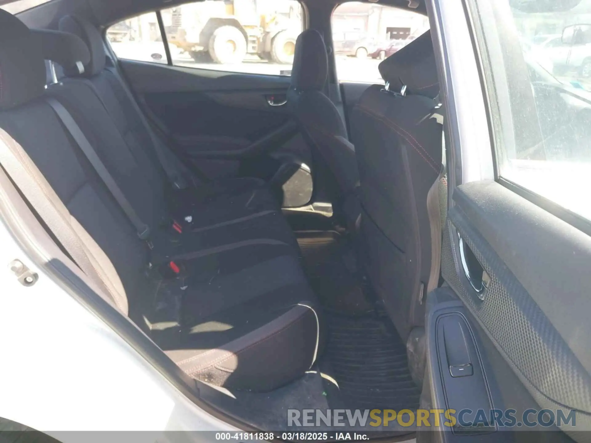 8 fotografías del automóvil dañado 4S3GKAJ64K3615685 SUBARU IMPREZA 2019
