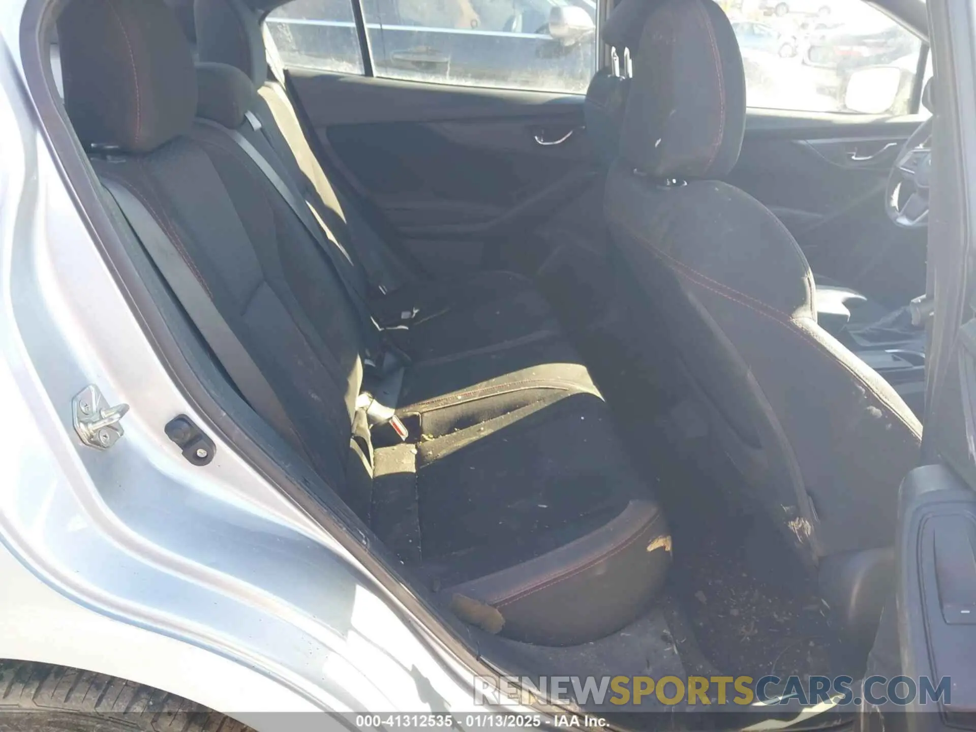 8 fotografías del automóvil dañado 4S3GKAJ65K3606431 SUBARU IMPREZA 2019