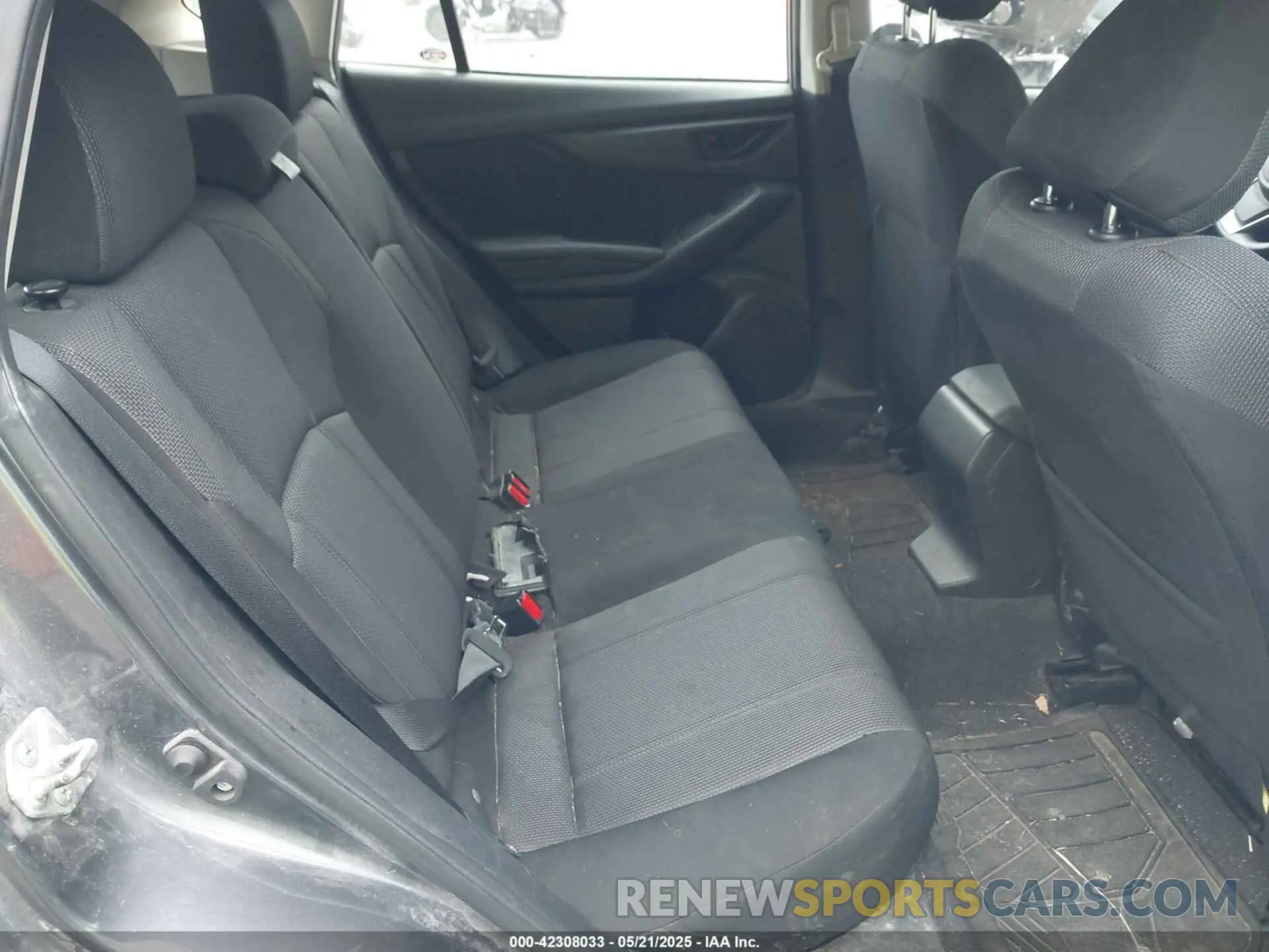 8 fotografías del automóvil dañado 4S3GTAA65K1733463 SUBARU IMPREZA 2019
