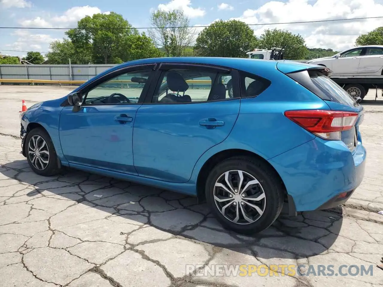 2 fotografías del automóvil dañado 4S3GTAA65K3730339 SUBARU IMPREZA 2019