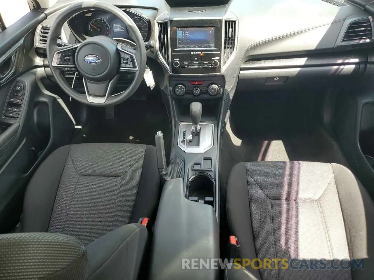 8 fotografías del automóvil dañado 4S3GTAA65K3730339 SUBARU IMPREZA 2019