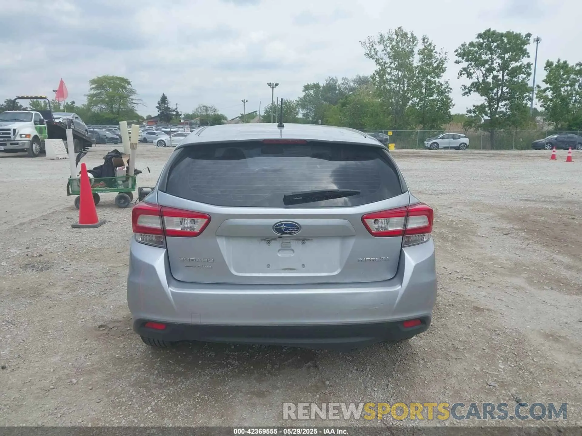 16 fotografías del automóvil dañado 4S3GTAA68K3721859 SUBARU IMPREZA 2019