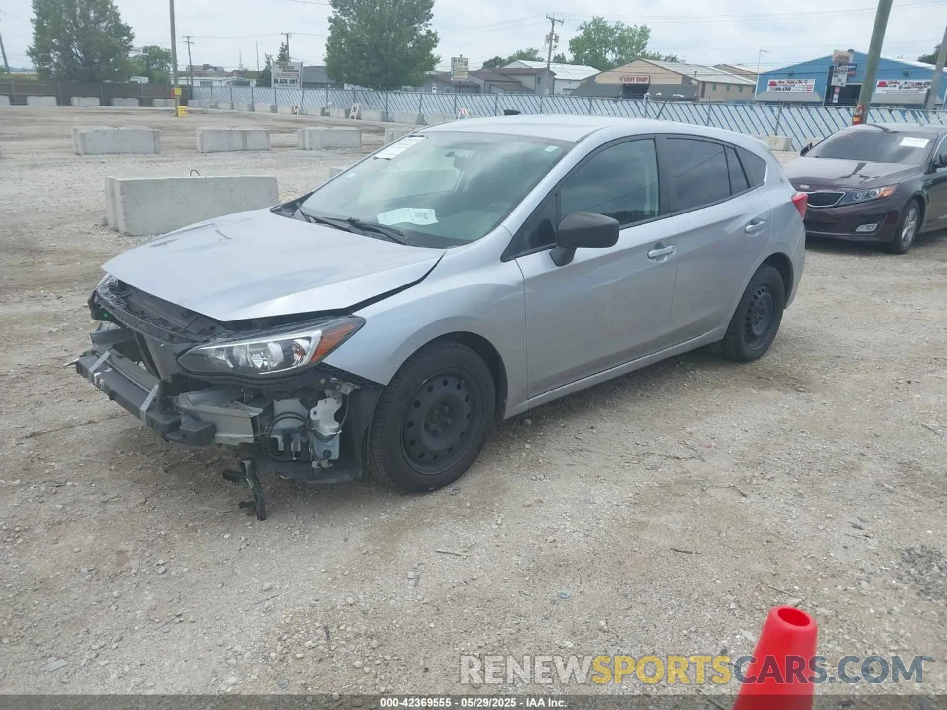 2 fotografías del automóvil dañado 4S3GTAA68K3721859 SUBARU IMPREZA 2019