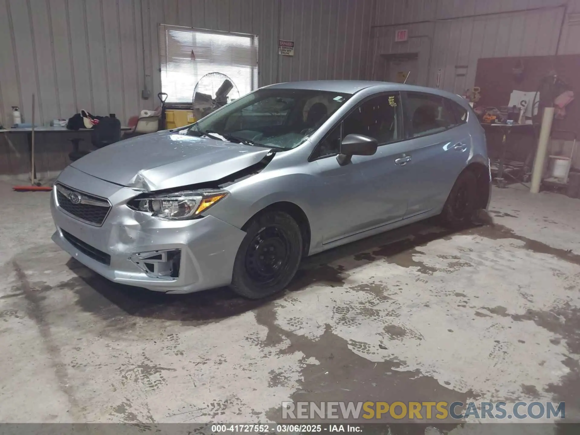 2 fotografías del automóvil dañado 4S3GTAA6XK3751073 SUBARU IMPREZA 2019