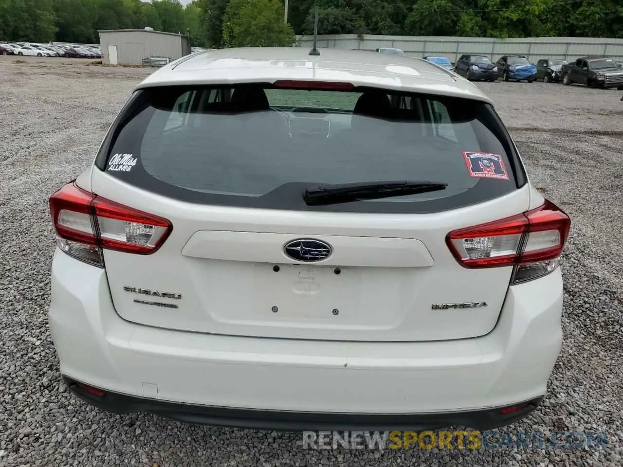 6 fotografías del automóvil dañado 4S3GTAB62K3752149 SUBARU IMPREZA 2019
