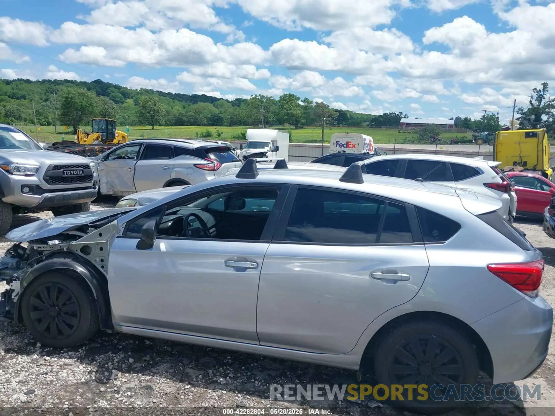 15 fotografías del automóvil dañado 4S3GTAB67K3728252 SUBARU IMPREZA 2019